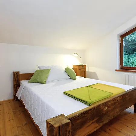 Holiday home Pet Friendly In With Wifi