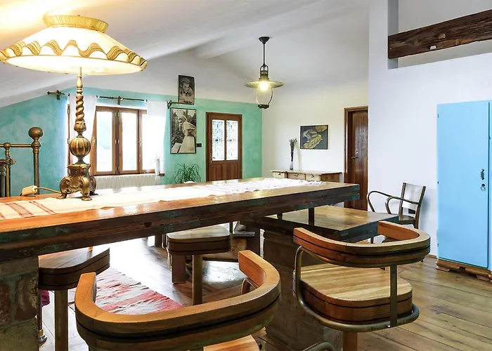 Сasa de vacaciones Pet Friendly In With Wifi Bribir (Primorje-Gorski Kotar)